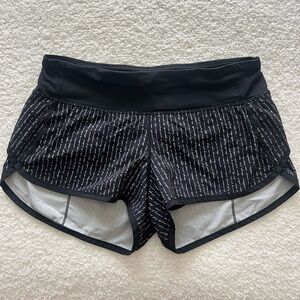 Speed Up 2.5 Lululemon Shorts